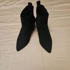 Dream Pairs Sleek Black Heeled Boots